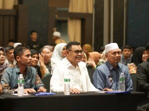 Bupati Solok Epyardi Asda Berbagi Pengalaman dengan Wali Nagari se Pasaman Barat