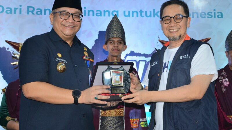 Mengabdi di Padang, Pj Wako Andree Algamar Apresiasi Program Relawan Bakti BUMN Batch V