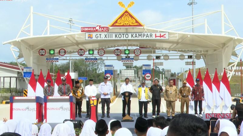 Jokowi Resmikan Tol Bangkinang-Koto Kampar, Sedikit Lagi Padang-Pekanbaru Terhubung