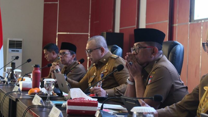 Pemko Padang akan membuka sebanyak 5.351 formasi Calon Pegawai Negeri Sipil (CPNS) dan Pegawai Pemerintah dengan Perjanjian Kerha (PPPK)