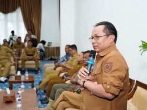 Kepala Dinas Komunikasi dan Informatika Tanah Datar, Yusrizal mengatakan, bahwa bantuan yang mendesak adalah obat-obatan.