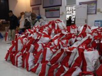 Pemkab Tanah Datar menerima 1.000 paket sembako dari Presiden RI Joko Widodo. Paket sembako tersebut diperuntukkan bagi warga terdampak