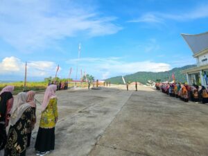 UIN Imam Bonjol Padang menggelar upacara Peringatan Hari Pendidikan Nasional di lapangan parkir Rektorat Kampus III UIN Imam Bonjol Padang