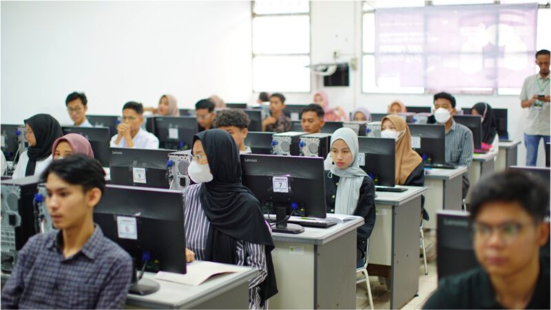 9.997 Calon Mahasiswa Baru Ikuti UTBK SNBT di UNAND