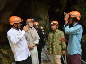 Dibangun Semen Padang, Wako Hendri Septa Resmikan Objek Gua Kelelawar Padayo