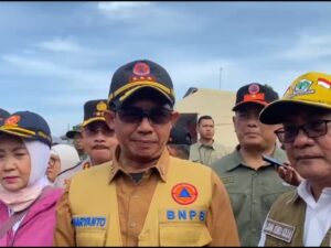 Tinjau Lokasi Bencana Sumbar, Kepala BNPB: Memang Cukup Parah