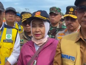 Kepala BMKG, Dwikorita Karnawati mengimbau bagi masyarakat yang akan mudik untuk selalu memantau informasi cuaca melalui kanal resmi BMKG.