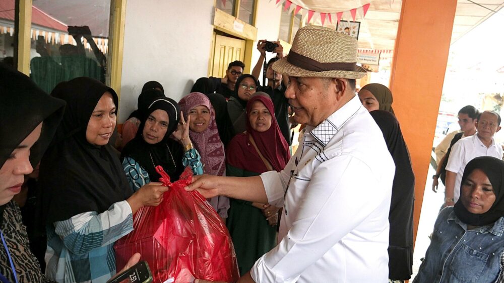 Epyardi Asda Bantu Korban Banjir Bandang di Agam dan Tanah Datar Rp1 Miliar