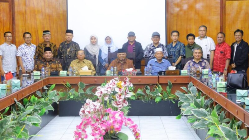 Senat UIN Imam Bonjol Padang melakukan kunjungan silaturahmi ke UIN Sumatra Utara (UINSU) Medan pada Jumat (17/5/2024).