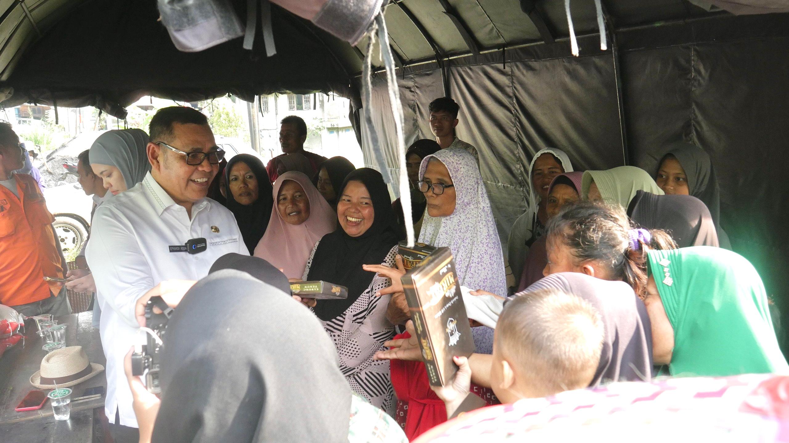 Dapur Umum Otewe Sumbar Peduli Perang Melawan Kelaparan Korban Galodo