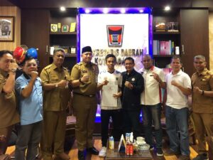 Pj Wako Padang Lepas Atlet Silat M Iqbal ke Asean School Game Vietnam