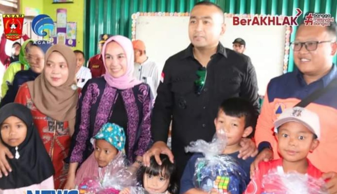 Wakil Gubernur Sumbar, Audy Joinaldy mengunjungi dua Sekolah Dasar di Kabupaten Agam pada Jumat (24/5/2024). Sekolah tersebut yaitu SD 05