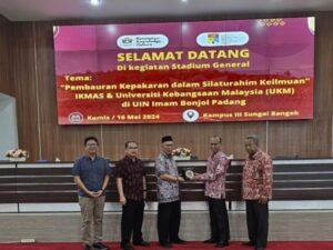 UIN Imam Bonjol Padang mengadakan kuliah umum yang diadakan pada Kamis (16/5/2024) yang diadakan di gedung J Kampus lll Sungai Bangek mulai