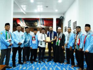 Bantuan untuk Palestina Mengalir dari Tanah Datar