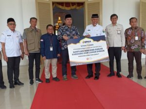 BPKH Salurkan Bantuan Tahap 2 untuk Korban Banjir Bandang Sumbar
