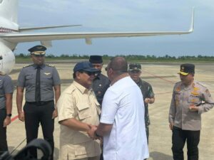 Prabowo Terbang dari Abu Dhabi ke BIM Serahkan Bantuan untuk Korban Banjir Bandang, Andre: Bukti Cinta Sumbar