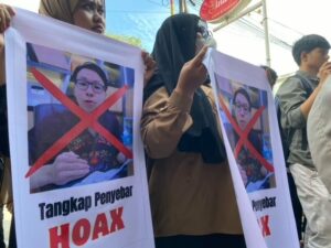 Geruduk Klinik Athena di Padang, Mahasiswa Minta Polisi Penjarakan dr Richard Lee