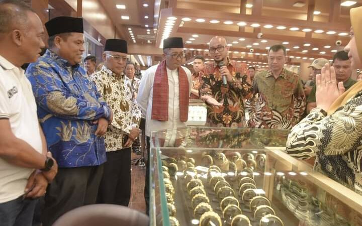 Melambung Tinggi, Harga Emas di Padang Capai Rp3,1 Juta