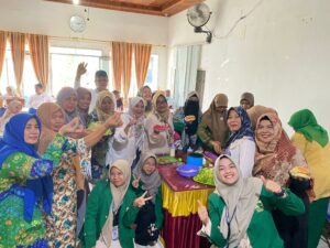 Departemen TIP Fateta Unand Latih Masyarakat Koto Malintang dalam Pengolahan Pala, Kayu Manis, dan Ikan