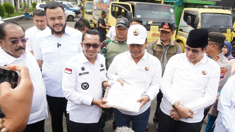 Gebu Minang Salurkan Bantuan Sembako untuk Korban Bencana di Sumbar