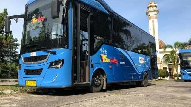 Digratiskan, 400 Lebih Lansia Nikmati Trans Padang dalam Sehari