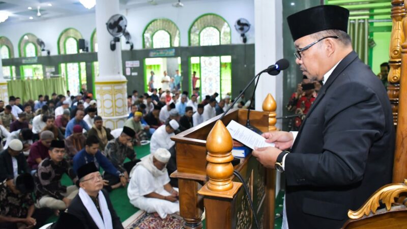 Bupati Agam Ajak Jemaah Salat Idul Adha Berempati kepada Korban Banjir Bandang