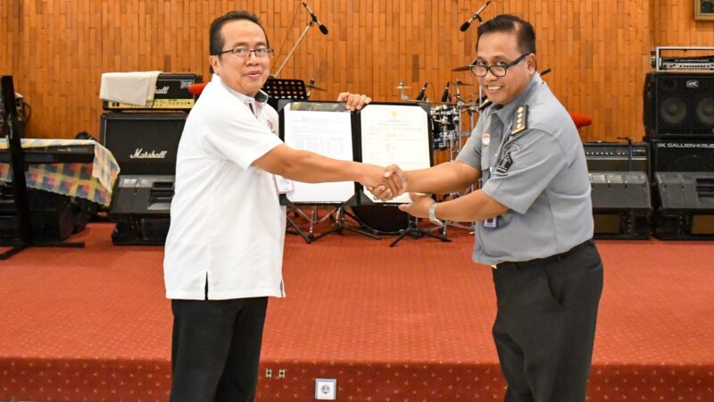 PT Semen Padang Terima 2 Paten Sederhana dari Kemenkumhan