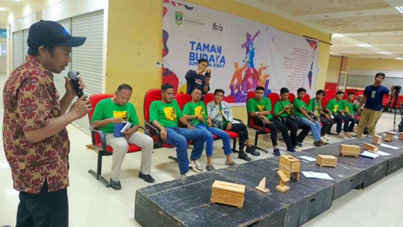 Taman Budaya Sumbar Gelar Workshop Kriya Pertahankan Ukiran Minang
