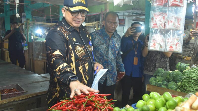 Pj Wako Padang Sidak Pasar Pastikan Stok Aman Jelang Idul Adha