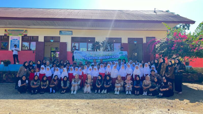 Komunitas Senyum Anak Nusantara Tanamkan Nilai Pancasila di SDN 057 Air Dingin