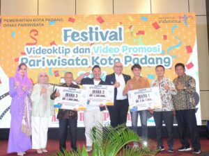 Pj Wako Andree Algamar Ajak Generasi Muda Promosikan Pariwisata Kota Padang