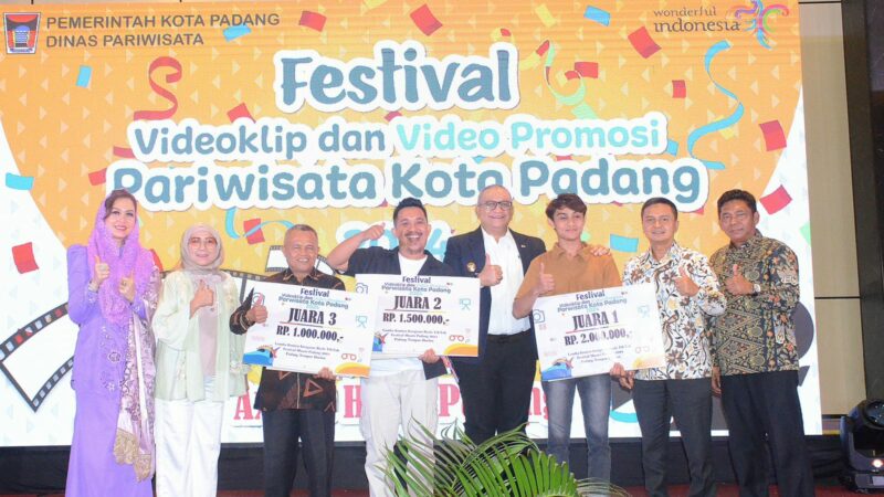 Pj Wako Andree Algamar Ajak Generasi Muda Promosikan Pariwisata Kota Padang