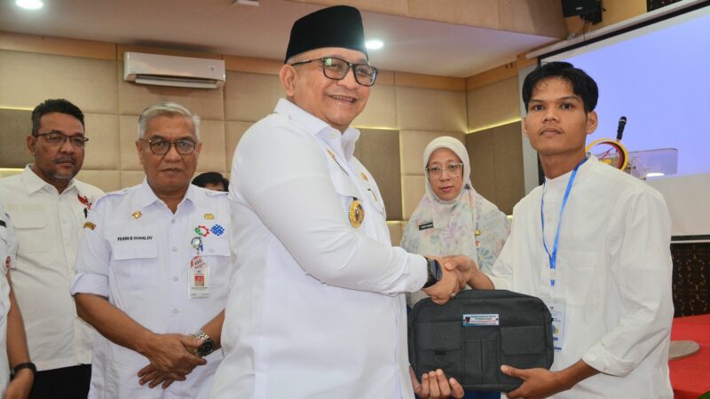 Pj Wako Padang Dorong Pelaku IKM Miliki Desain Kemasan yang Menarik