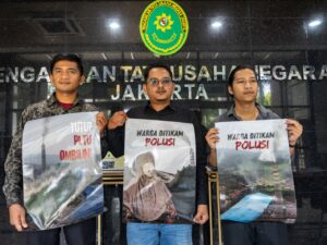 PTUN Jakarta memutuskan gugatan (keberatan) Yayasan Lembaga Bantuan Hukum Indonesia (YLBHI) - Kantor Lembaga Bantuan Hukum (LBH) Kota Padang