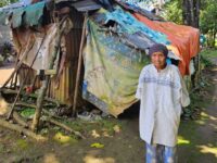 Nenek 83 Tahun di Situjuah Limapuluh Kota Tinggal di Rumah Mirip Kandang Ternak