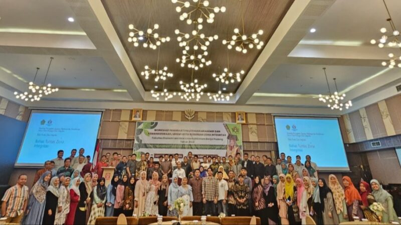 Fakultas Ekonomi dan Bisnis Islam UIN Imam Bonjol Padang mengadakan workshop untuk peningkatan layanan fakultas. Kegiatan ini dibuka oleh