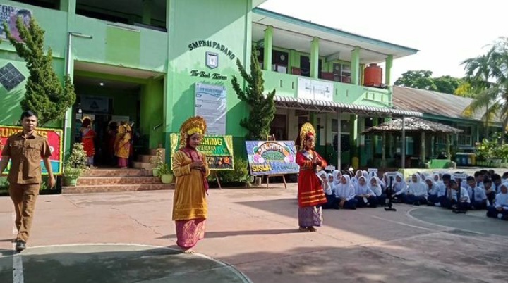 Berikut 10 SMP Negeri di Padang dengan Jumlah Peminat Terbanyak pada ...