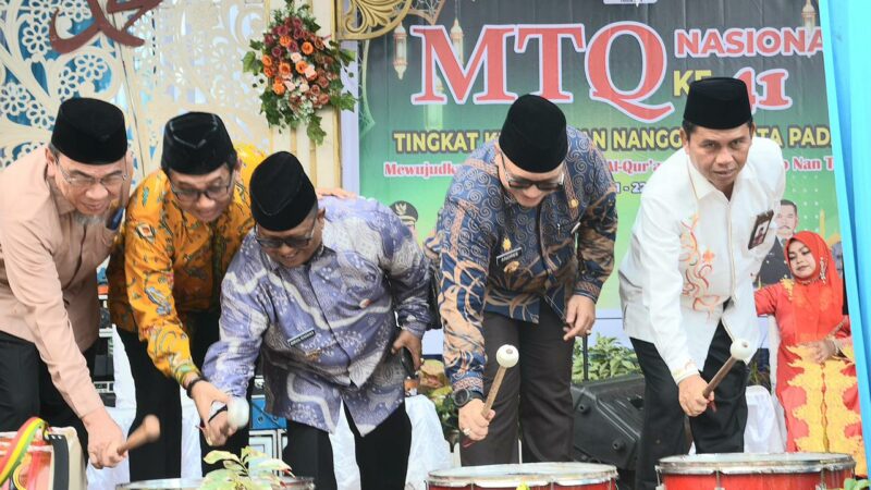 Buka MTQN Ke-41 Tingkat Kecamatan Nanggalo, Pj Wako: Momen Bagi Generasi Muda Kembali Ke Surau