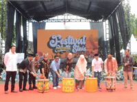 Pj Sekda Yosefriawan: Festival Multi Etnis Sumbar Bukti Padang Kota Toleran