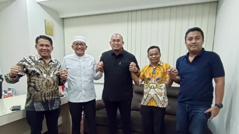 Para kandidat mulai calon Wal Kota dan Wakil Wali Kota mulai bermunculan mendekati jadwal pendaftaran. Bahkan sudah ada yang