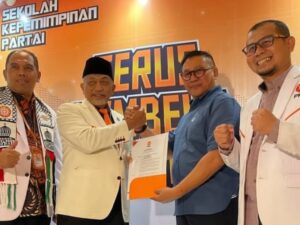Ketua DPC Partai Demokrat Bukittinggi, Ramlan Nurmatias mengklaim mendapatkan dukungan dari PKS untuk maju pada Pilkada Bukittinggi 2024.