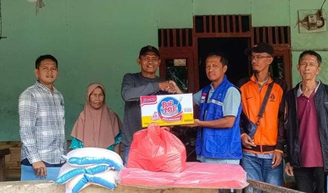 Bantuan Mengalir untuk Penyintas Longsor Lambung Bukit Pauh