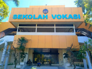 Pindahkan Sekolah Vokasi, Rektor UNP Cek Kesiapan Sarana dan Prasarana