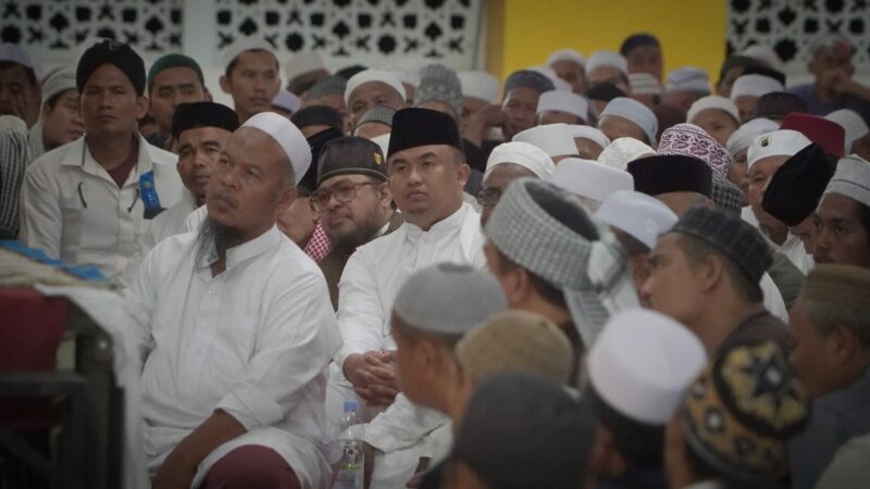 Bupati Dharmasraya, Sutan Riska Tuanku Kerajaan menyambut baik dilaksanakannya pertemuan ribuan umat Islam se-Sumatra yang dilaksanakan