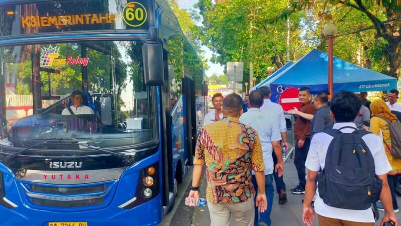 Tiga koridor Trans Padang, yaitu koridor 2, koridor 4 dan koridor 5, mengalami perubahan rute mulai Rabu (7/1/2025).