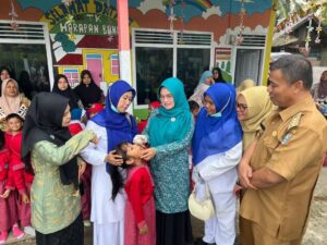 Pemkab Pasbar Targetkan 95 Persen Anak Dapatkan Imunisasi Polio