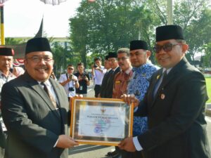 Permudah Akses Pembiayaan Koperasi dan UKM, Pemko Padang Diganjar Penghargaan