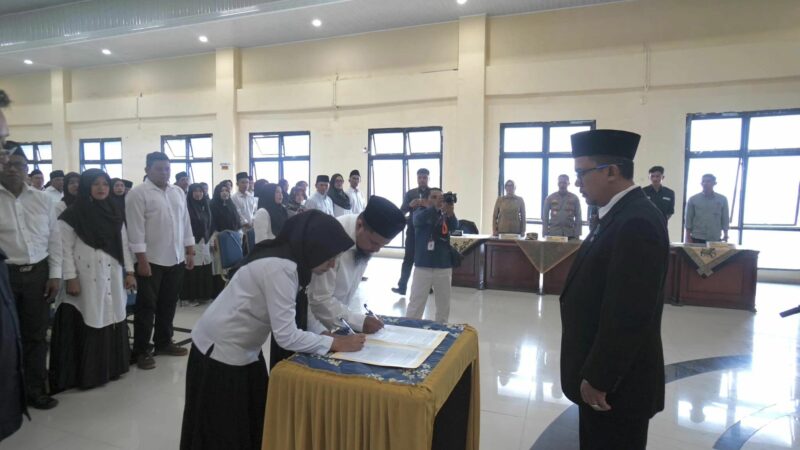 KPU Padang Panjang Lantik 196 Ketua KPPS untuk PSU DPD RI