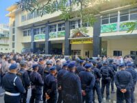 Polda Sumbar melaksanakan apel pengamanan dalam rangka pemungutan suara ulang (PSU) untuk DPD RI pada Sabtu pagi (13/7/2424) di halaman