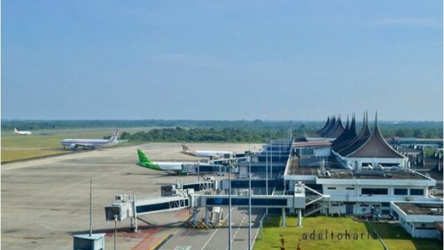 BPS mencatat jumlah penumpang angkutan udara yang berangkat dan yang datang di Bandara Internasional Minangkabau (BIM) pada November 2025